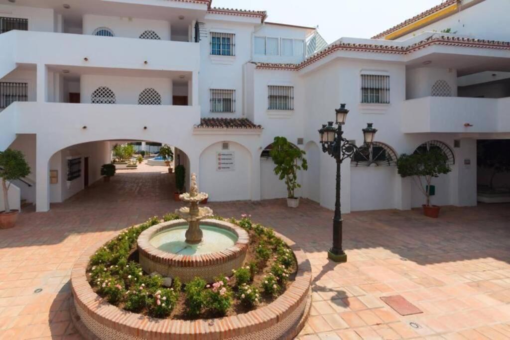 Macas Apartment Parque De La Paloma Pueblo Quinta Benalmadena Con Vistas Al Mar Piscina Y A 3 Minutos De La Playa Eksteriør bilde