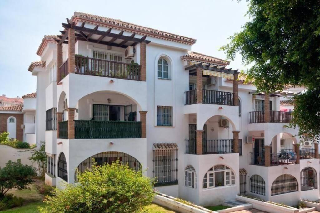 Macas Apartment Parque De La Paloma Pueblo Quinta Benalmadena Con Vistas Al Mar Piscina Y A 3 Minutos De La Playa Eksteriør bilde